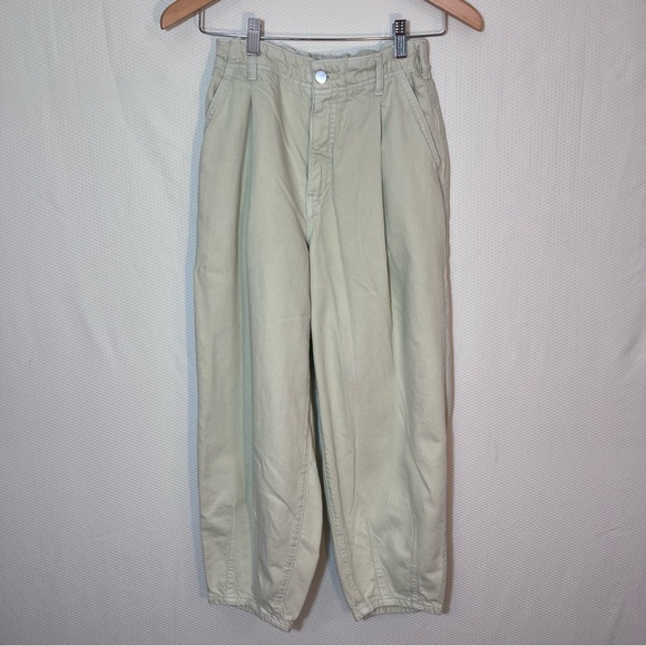 Anthropologie Pilcro Green Paperbag Barrel Pants High Rise Relaxed Size 25 Sage - Picture 2 of 9